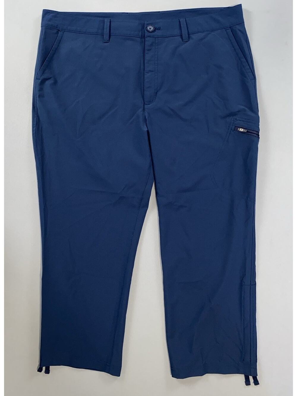 Eddie Bauer Women's Stretch Ripstop Crop Cargo Hiking Pants. Navy, Size 14. EUC!